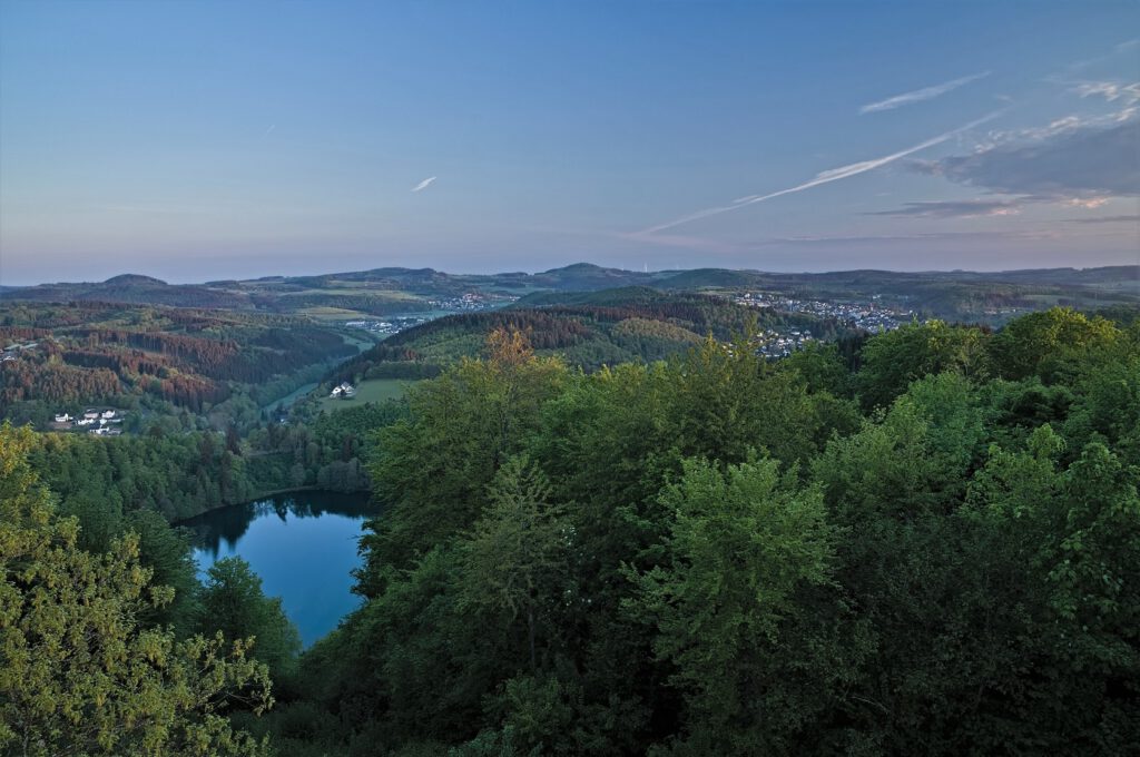 Maare der Vulkaneifel / Gemündener Maar (Dauner Maare) (AR 05/2022)