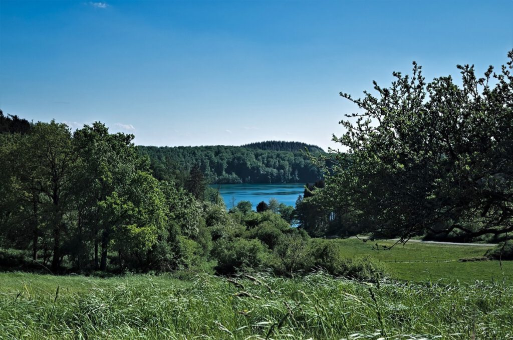 Maare der Vulkaneifel / Pulvermaar (Gillenfeld) (AR 05/2022)