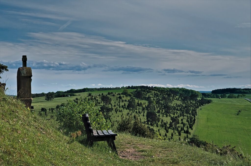 Der Kalvarienberg (Alendorf/Nordeifel) (AR 05/2022)