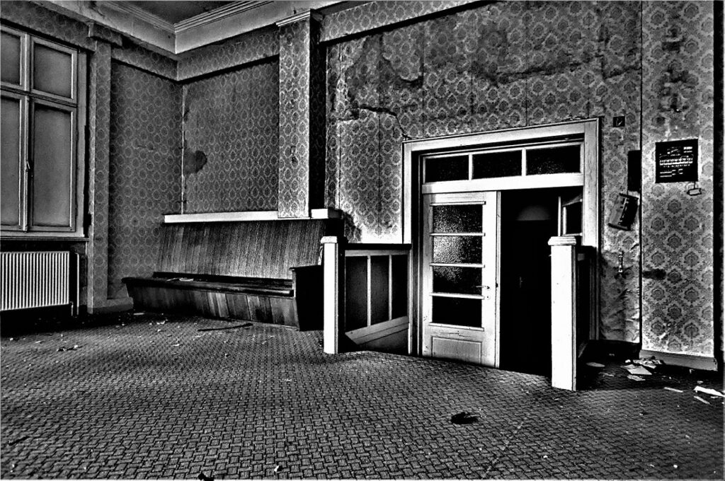 lost place / Hotel im Harz (AR 10/2022)