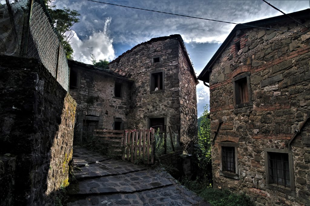 Unterwegs auf dem Rocca Soraggio (Toskana/It) (AR 09/2024)