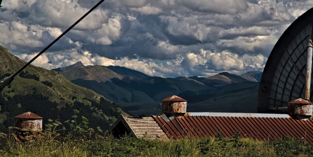 Troposcatter (ex Nato) auf dem Monte Giogo (Toskana/It) (AR 09/2024)