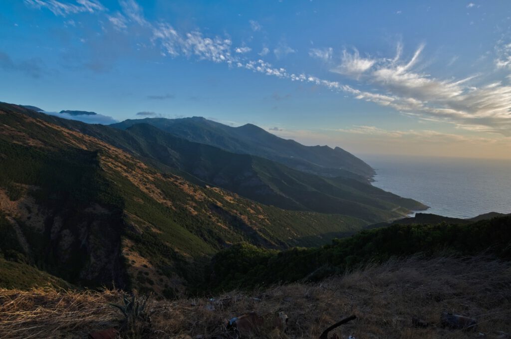 Die D35 auf Cap Corse, von antiken Pfaden zur Departementsstraße