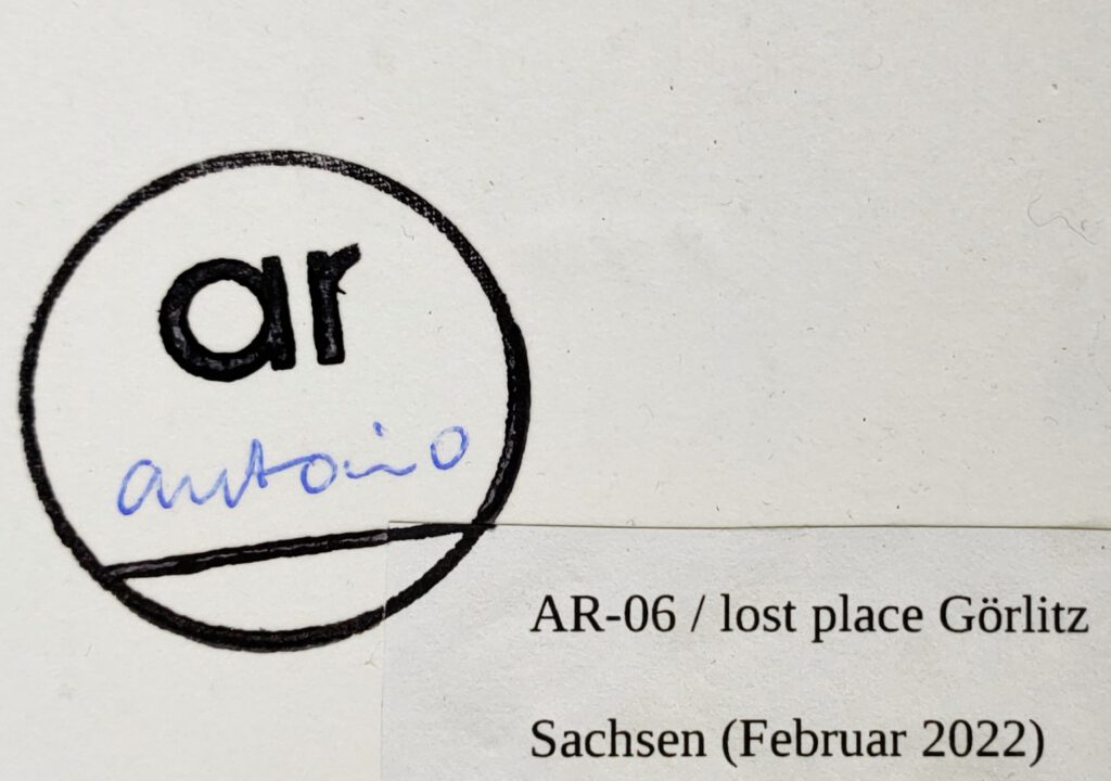 Nach der Nutzung - Ruine (Signatur)